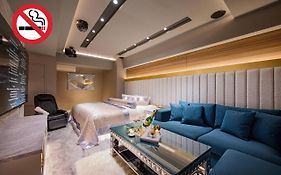 Hotel Varkin 池袋西口